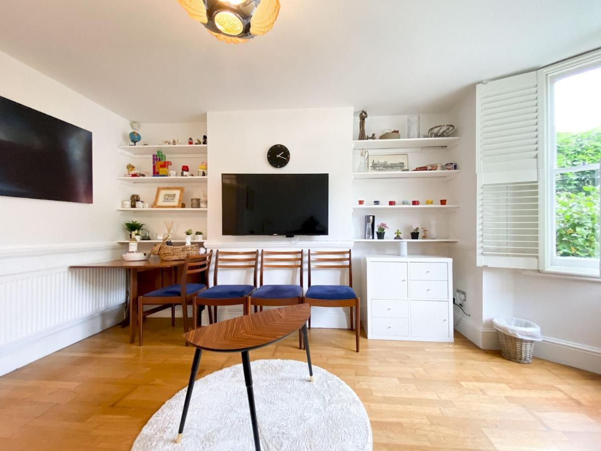 Pass The Keys Garden Apartment In Stockwell London Bagian luar foto