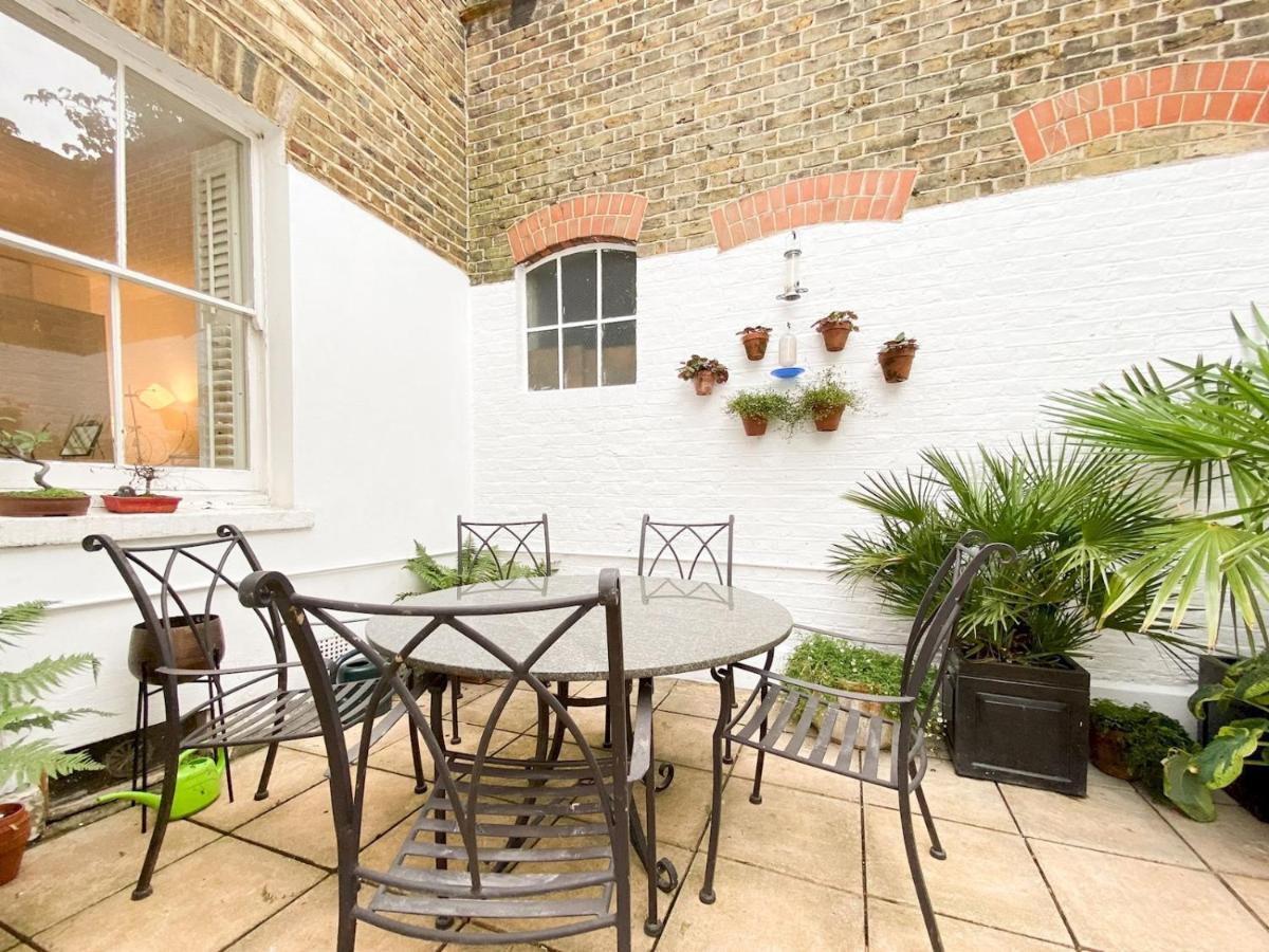 Pass The Keys Garden Apartment In Stockwell London Bagian luar foto